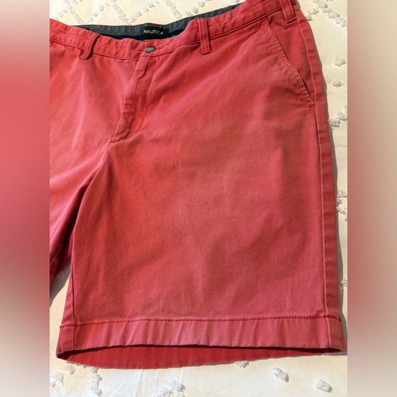Nautica 8.5" Flat Front Deck Shorts Size 36W - Picture 6 of 9